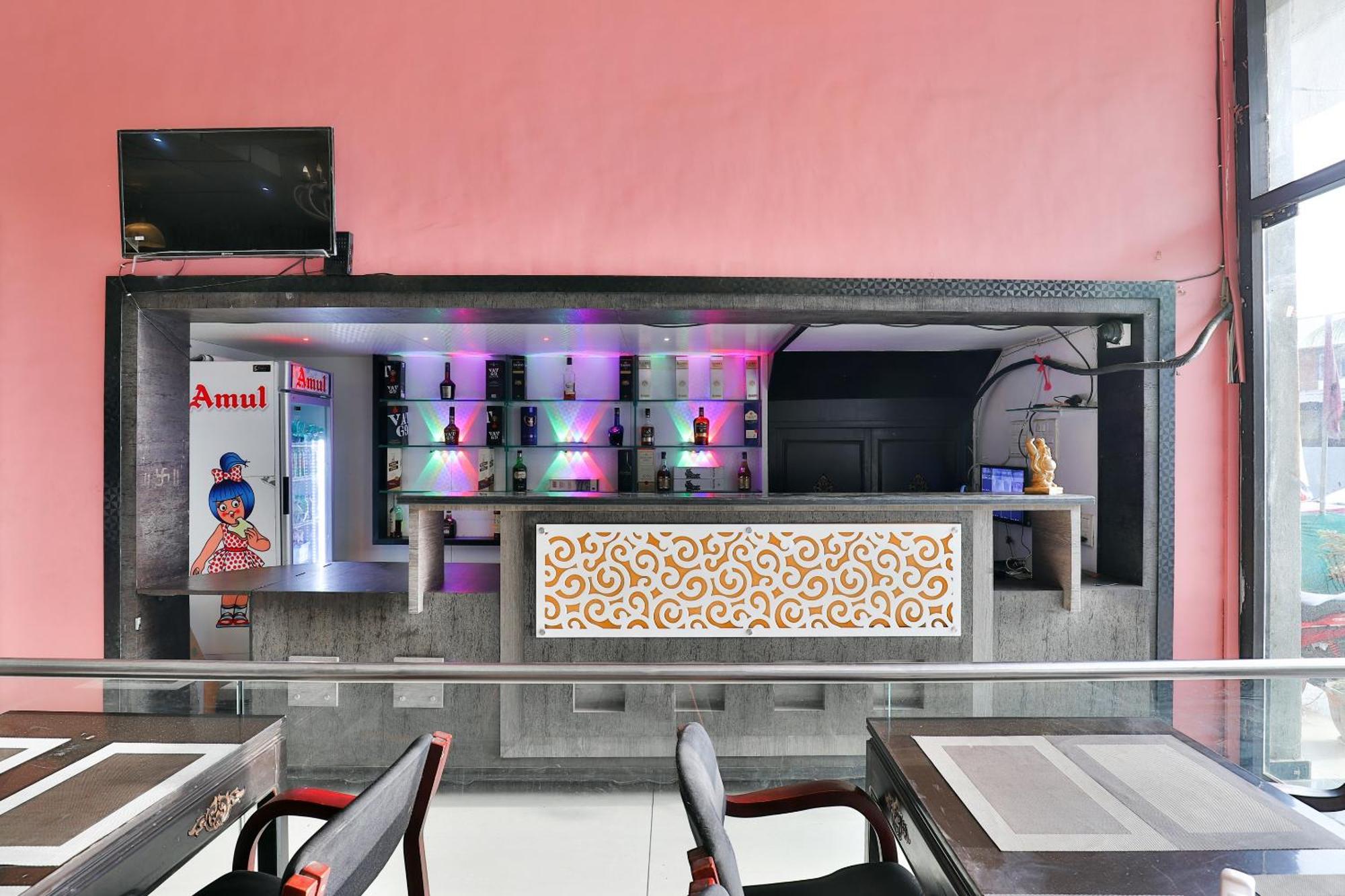 Hotel O Lotus Residency Daman Luaran gambar