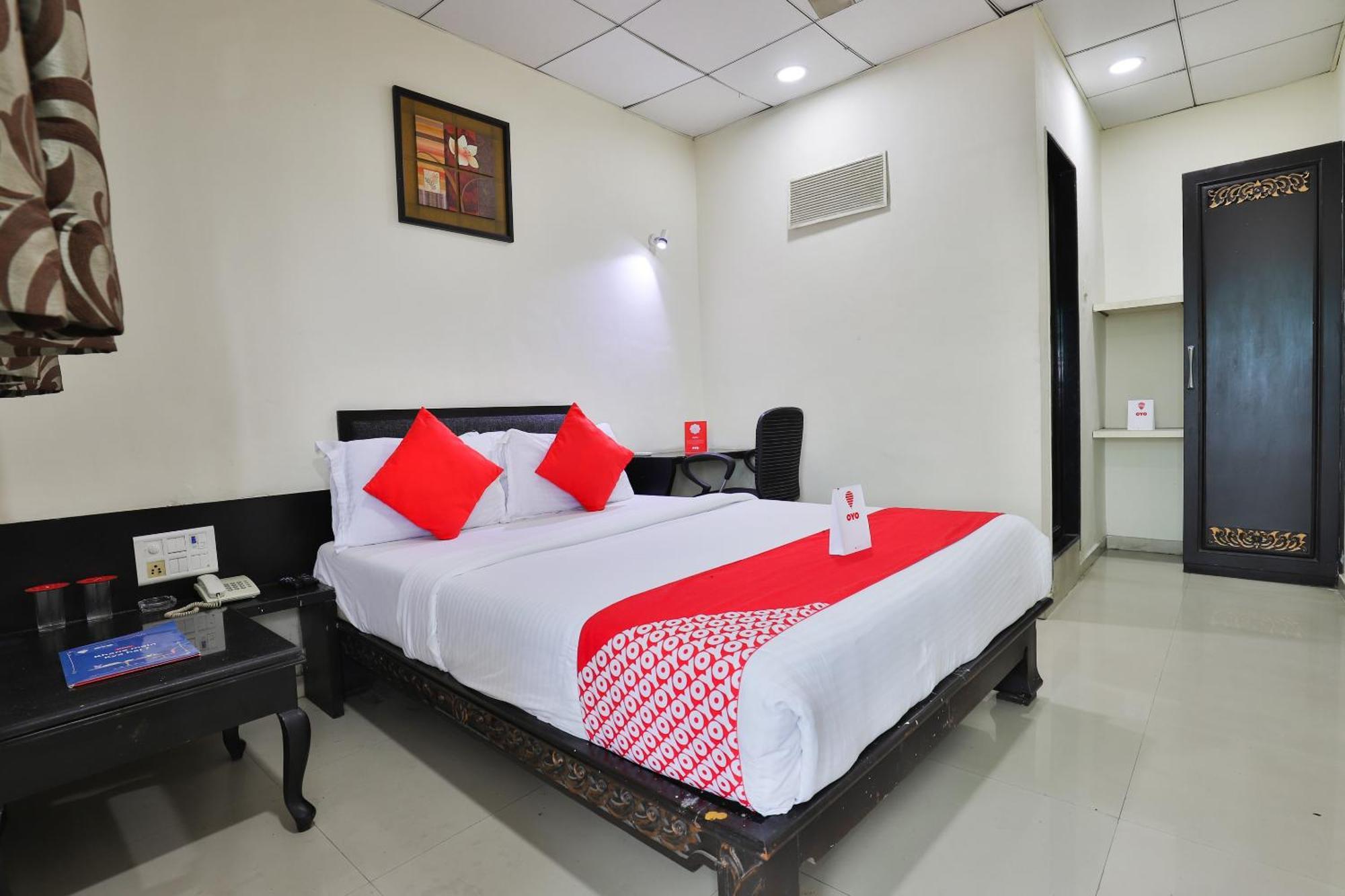 Hotel O Lotus Residency Daman Luaran gambar