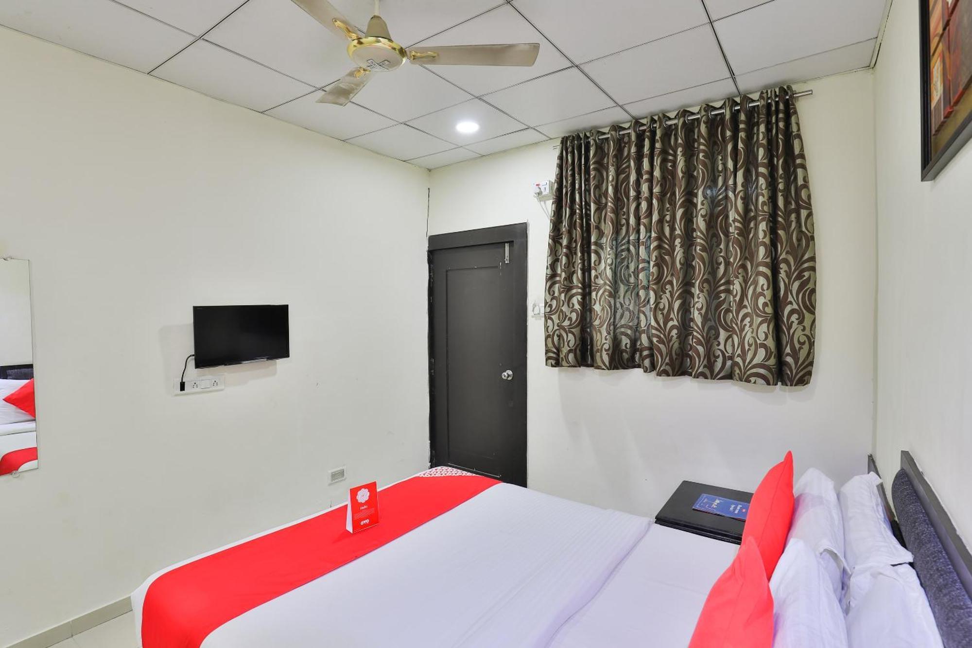 Hotel O Lotus Residency Daman Luaran gambar
