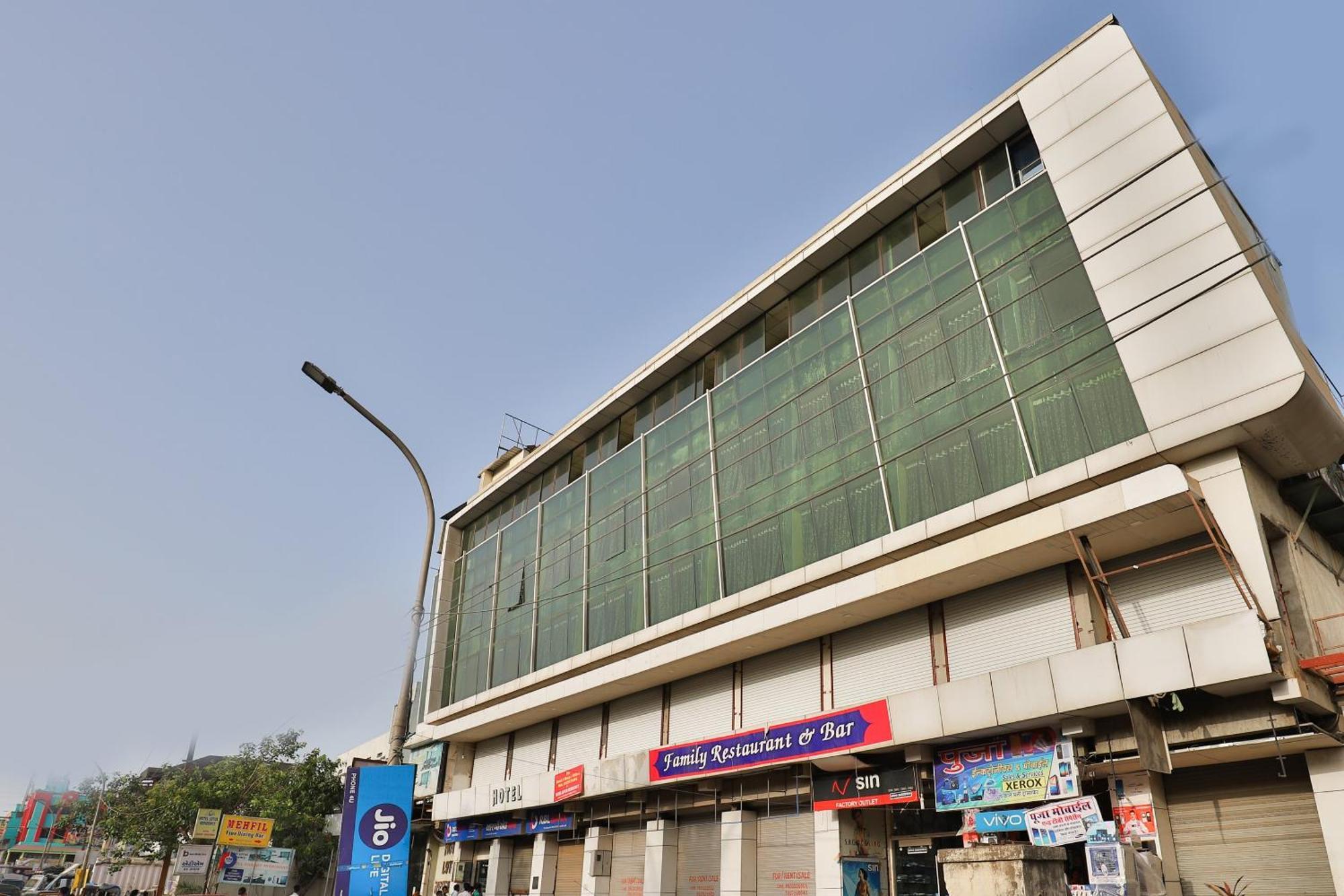 Hotel O Lotus Residency Daman Luaran gambar